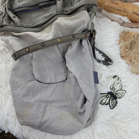 Zadig and Voltaire slouchy leather cargo bag - Picture 10 of 13